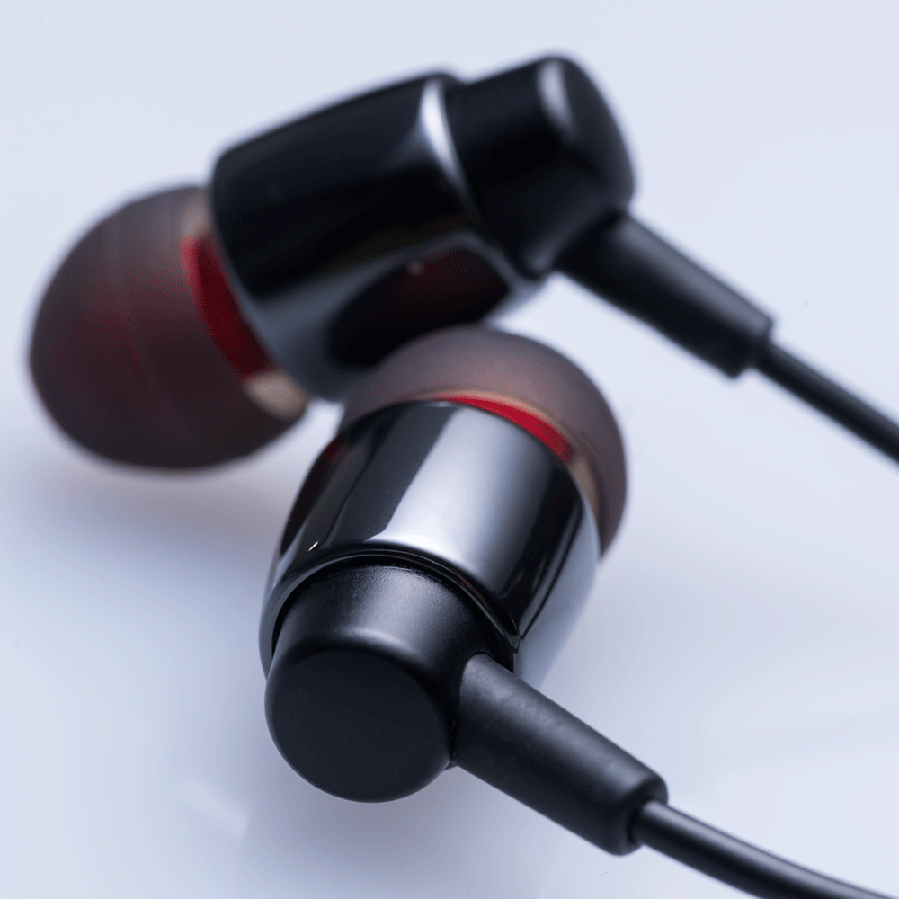 ZERO_AUDIO's tweet photo. [ 3/31終了 ]
ZERO AUDIO スプリングセール最終日!
https://t.co/8toJeuMO0Y

◆ZIRCO BASSO (M-DX210-ZB) 3,890円
「CARBO BASSO」を設計・音質両面でハイレゾ仕様にアップグレード。深みのある重低音を奏でます。高域部までも音がこもることなく臨場感豊かに再生します。 https://t.co/QbWAcLFZGb
