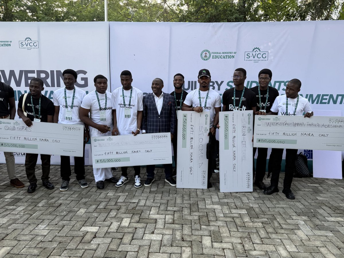 Apex♠️ tweet media