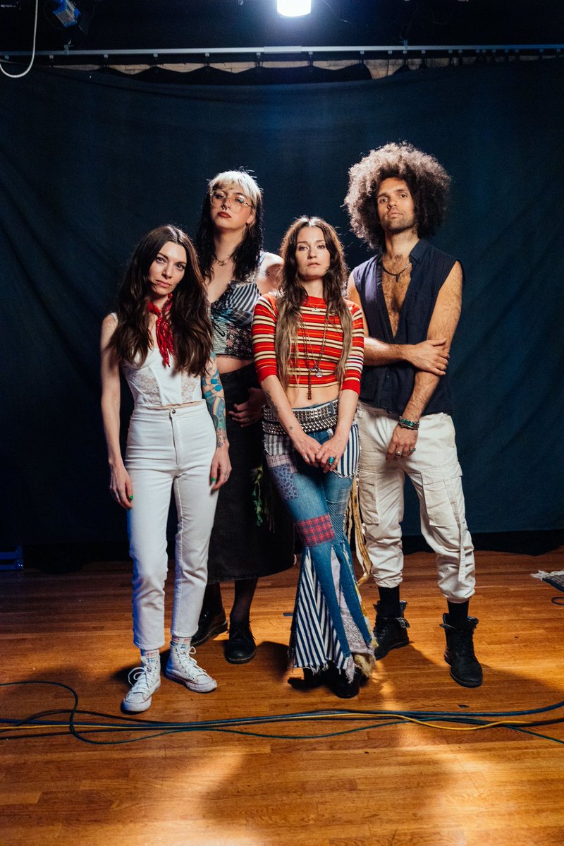 cori ( ´-ω-` ) ♡ tweet media