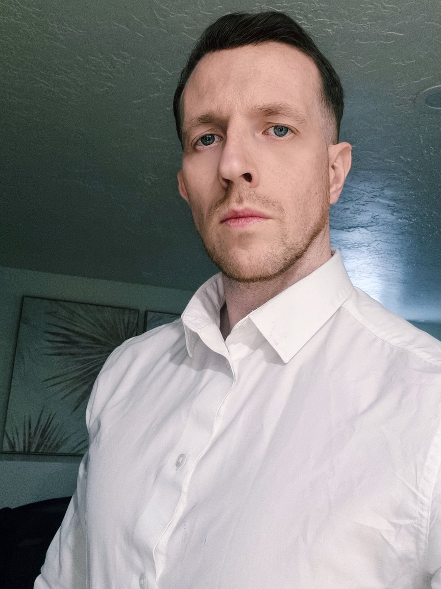 TommyJCurts_'s tweet photo. Who is ready to serve this week? 🤑 https://t.co/4JgLpREJIq