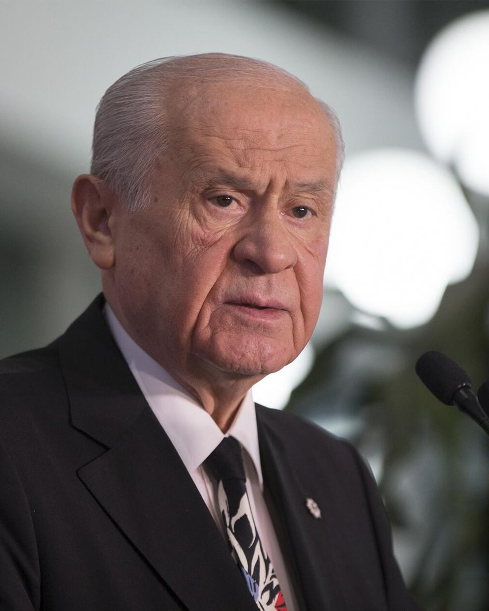 Conflict tweet media