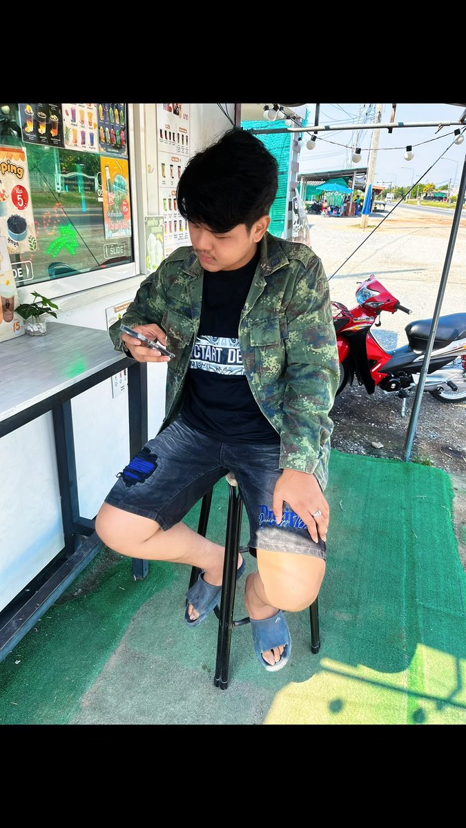 วรพง แซ่จัง tweet media