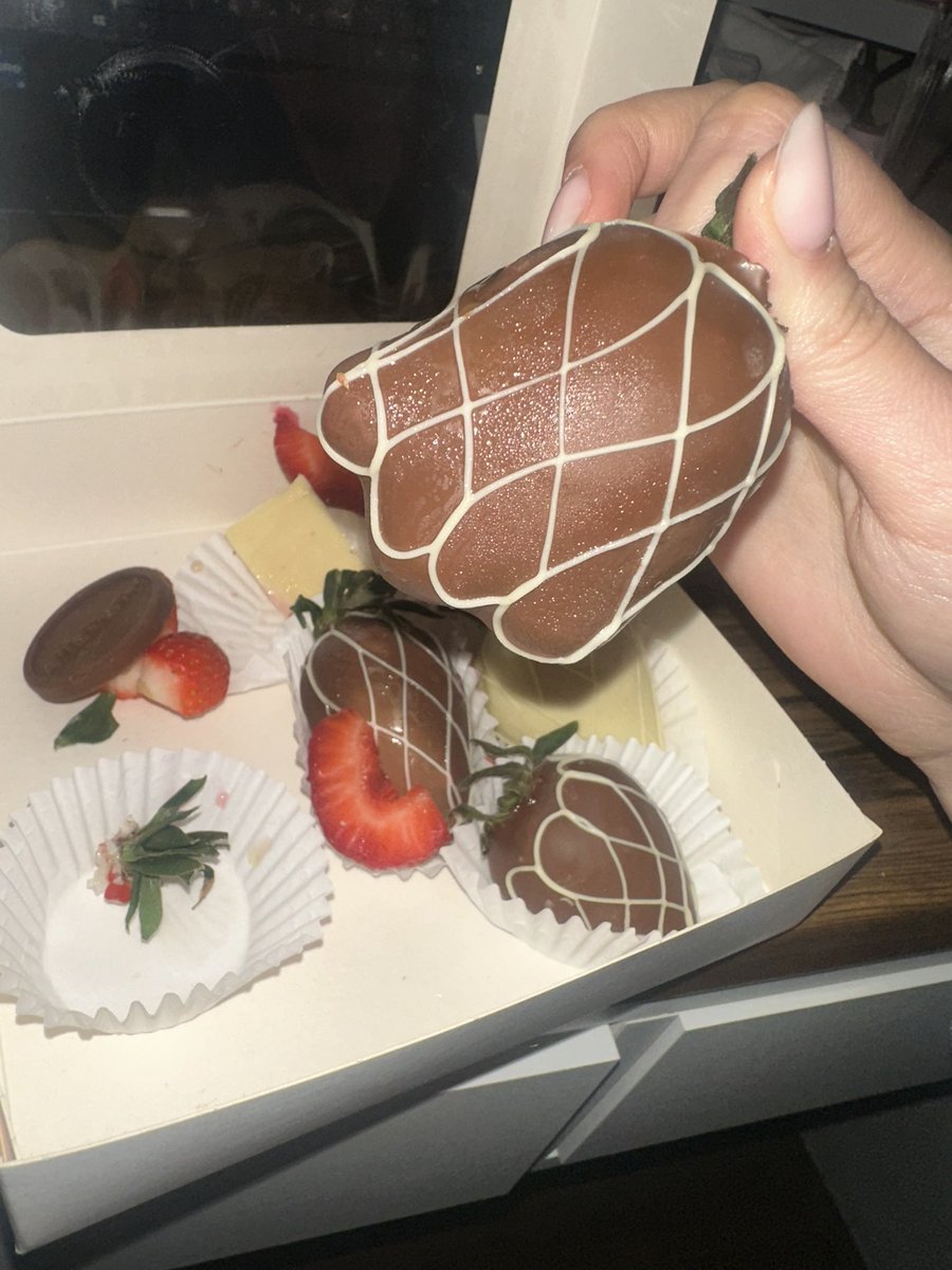 Гога, но не ашкенази tweet media