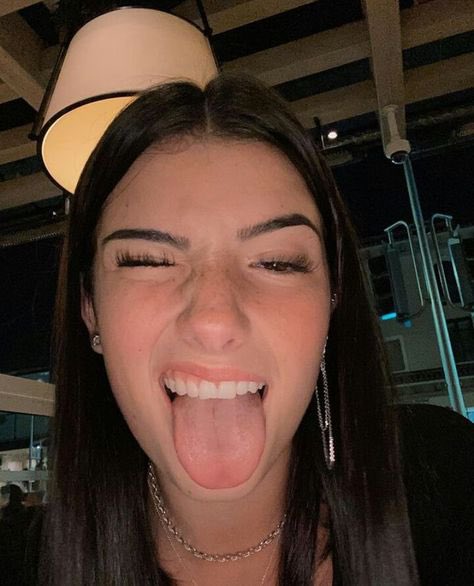 Evil380's tweet photo. Dm me with pics of girlfriends, wives, family, friends or celebs and imma do em like this https://t.co/JdBzZom90b
