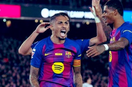 El Barça juga a RAC1 tweet media