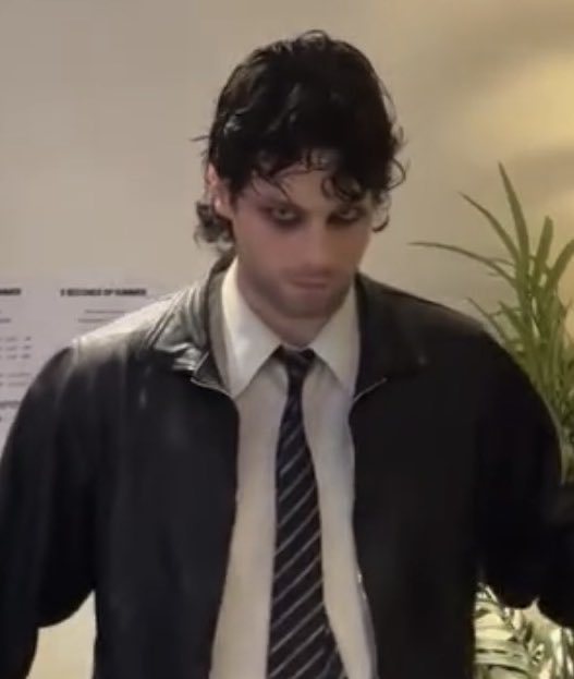 ꪶ𝒊𝒏𝒆 ✮˚.⋆ tweet media