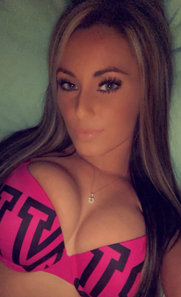 leah tweet media