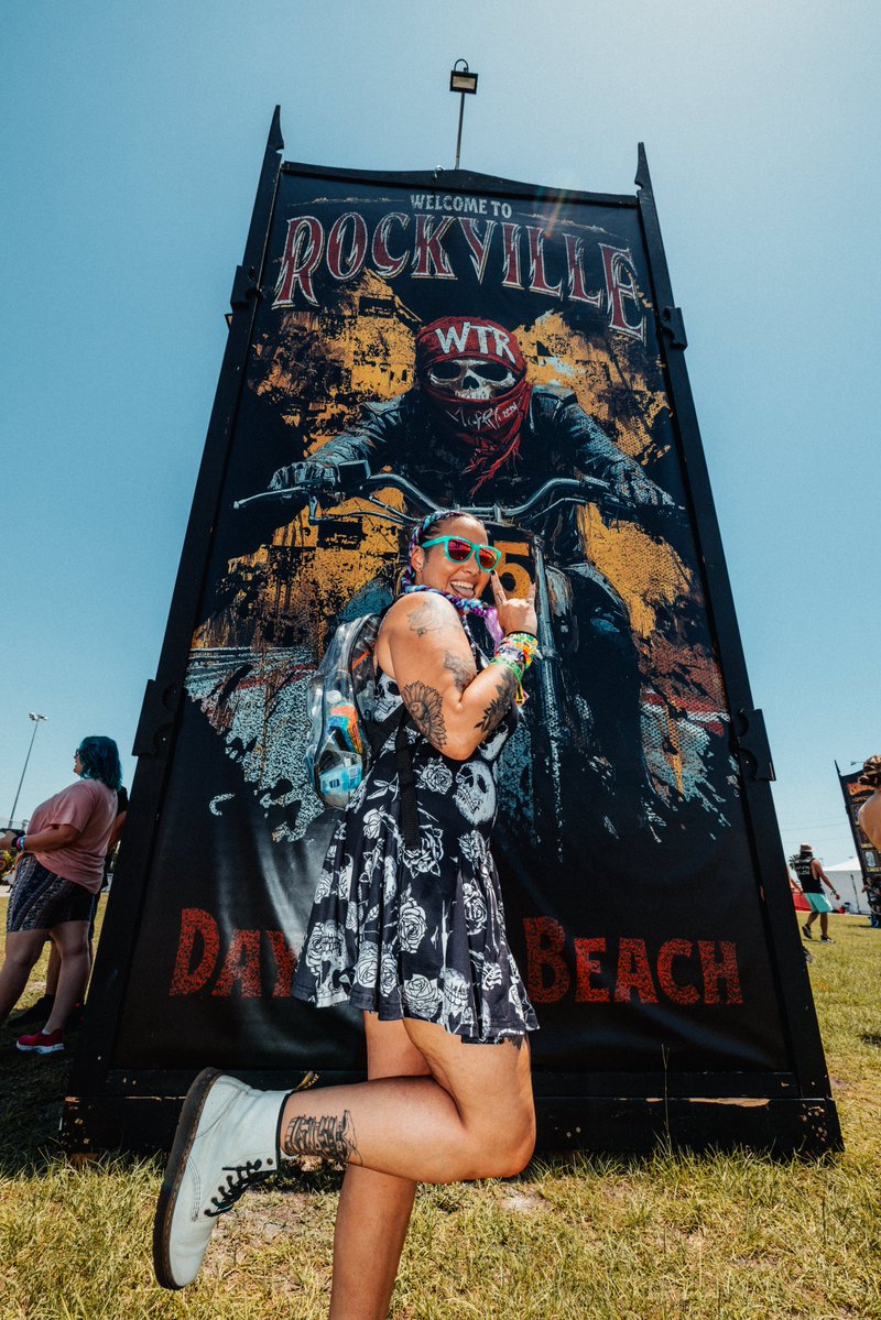 Welcome To Rockville tweet media