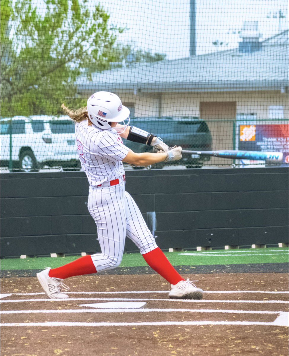 Kylie Tobias tweet media