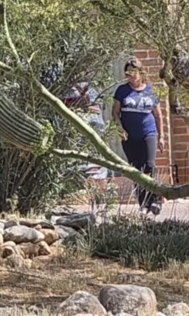 Adriienne F tweet media