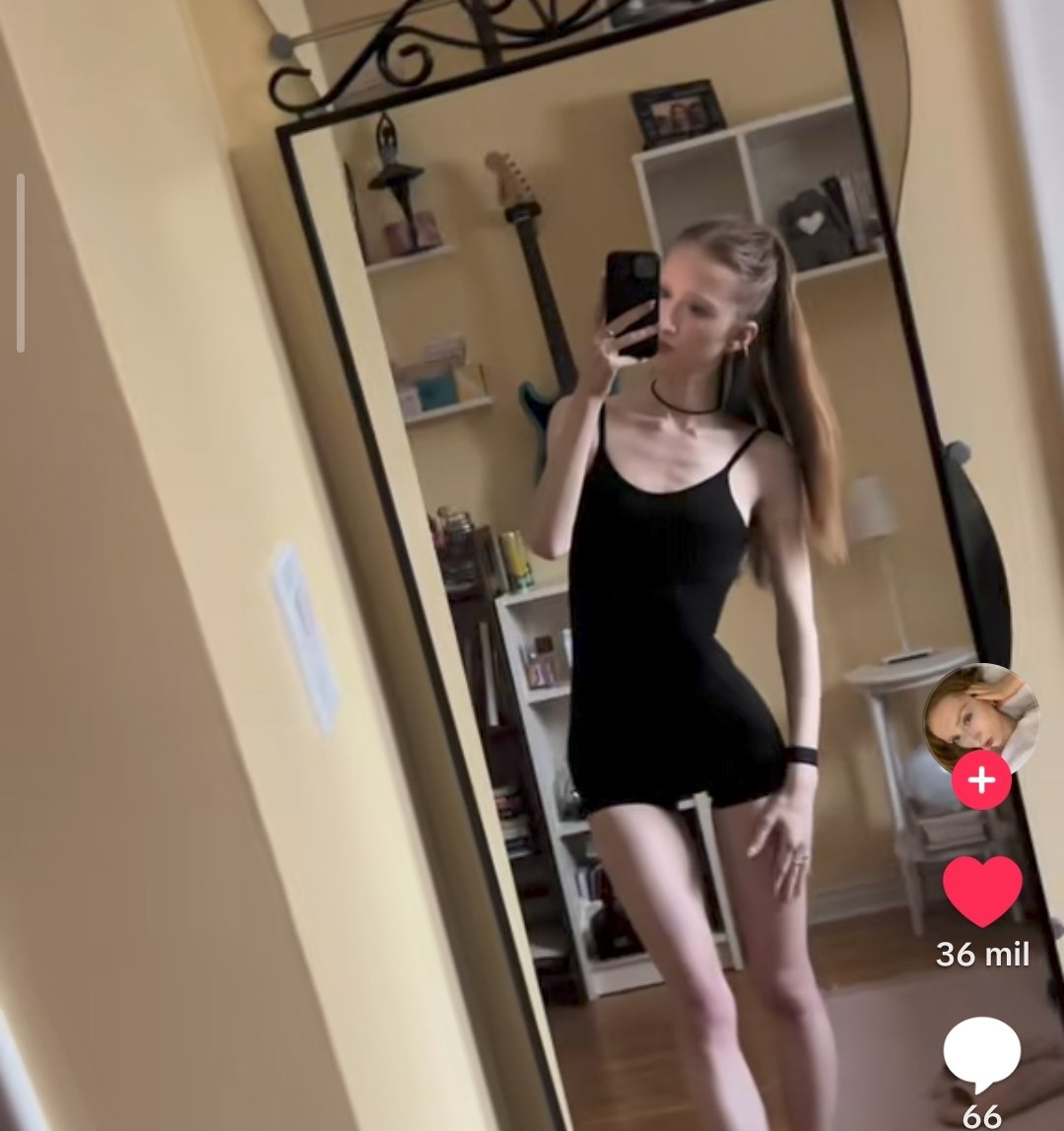 вℓυє ρяιη¢єѕѕ ×͜× tweet media