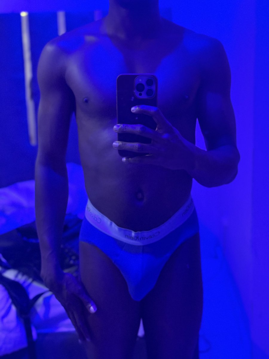 stephenhotbtm1's tweet photo. Still working on my body https://t.co/YPJCfsTOnr