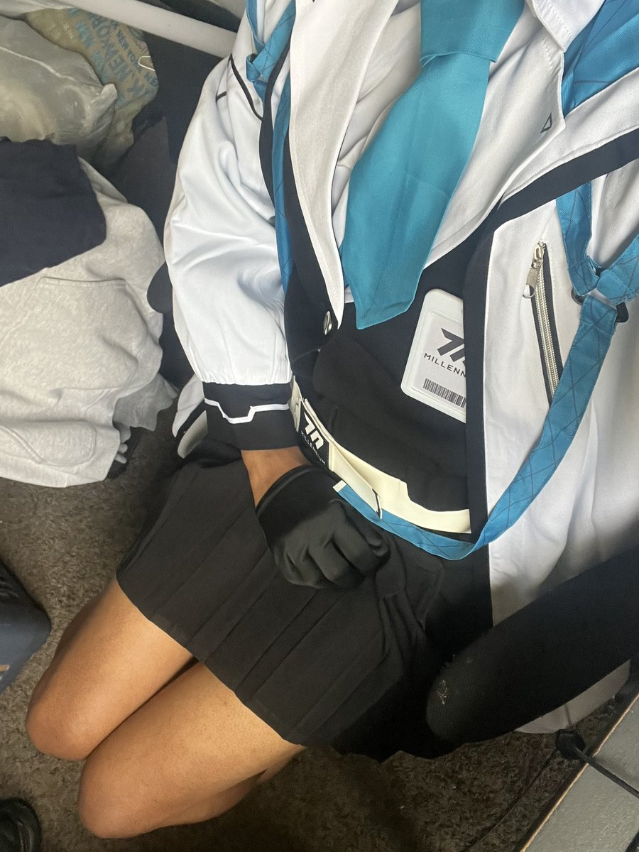 symple06's tweet photo. damn yuuka where’d u get that tan https://t.co/0fb9AkH5uX