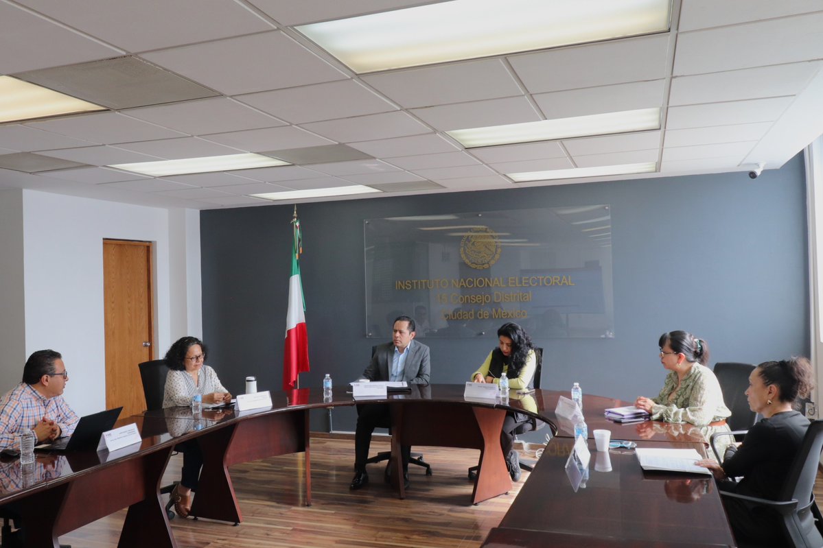 INE CDMX tweet media