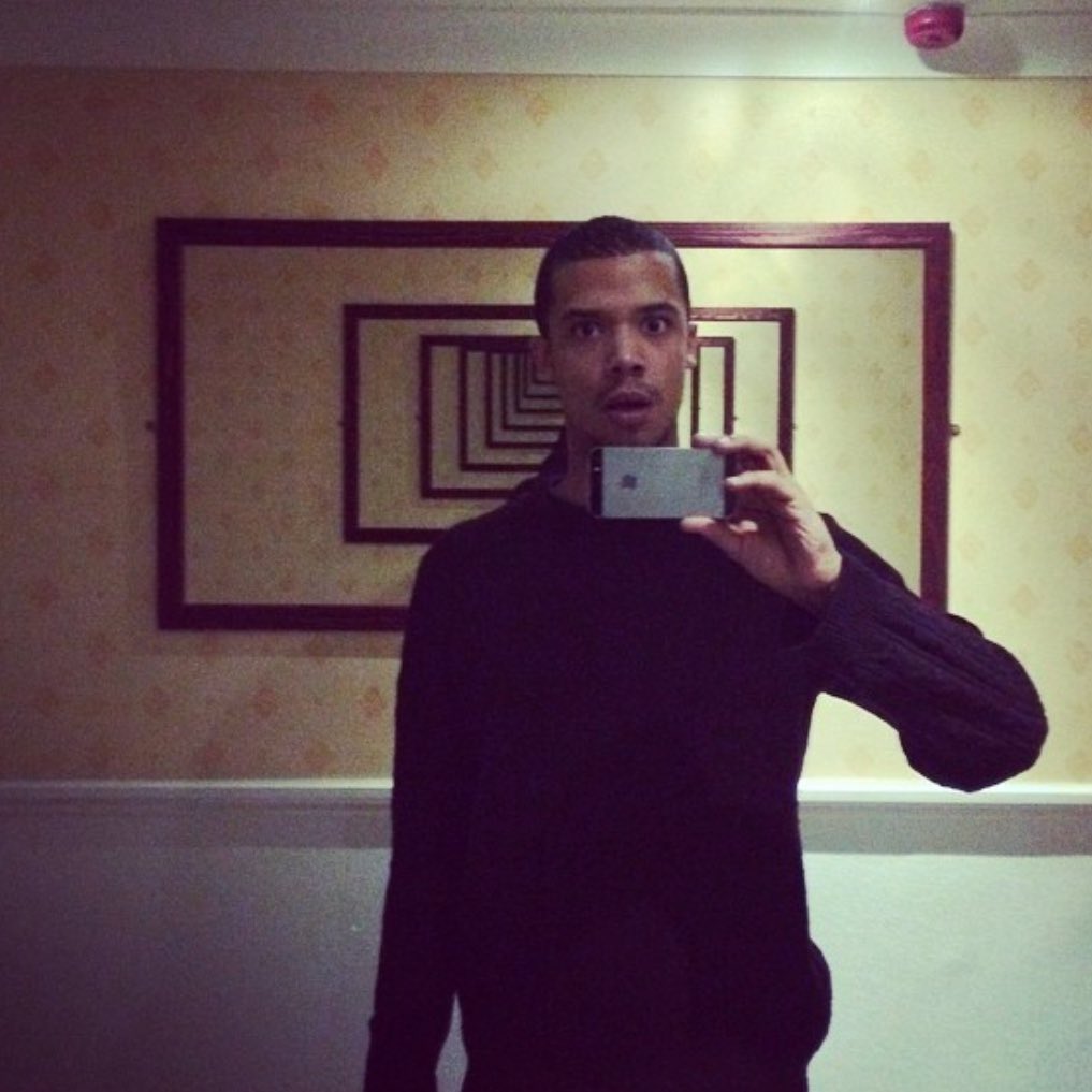 jacob anderson lovebot tweet media