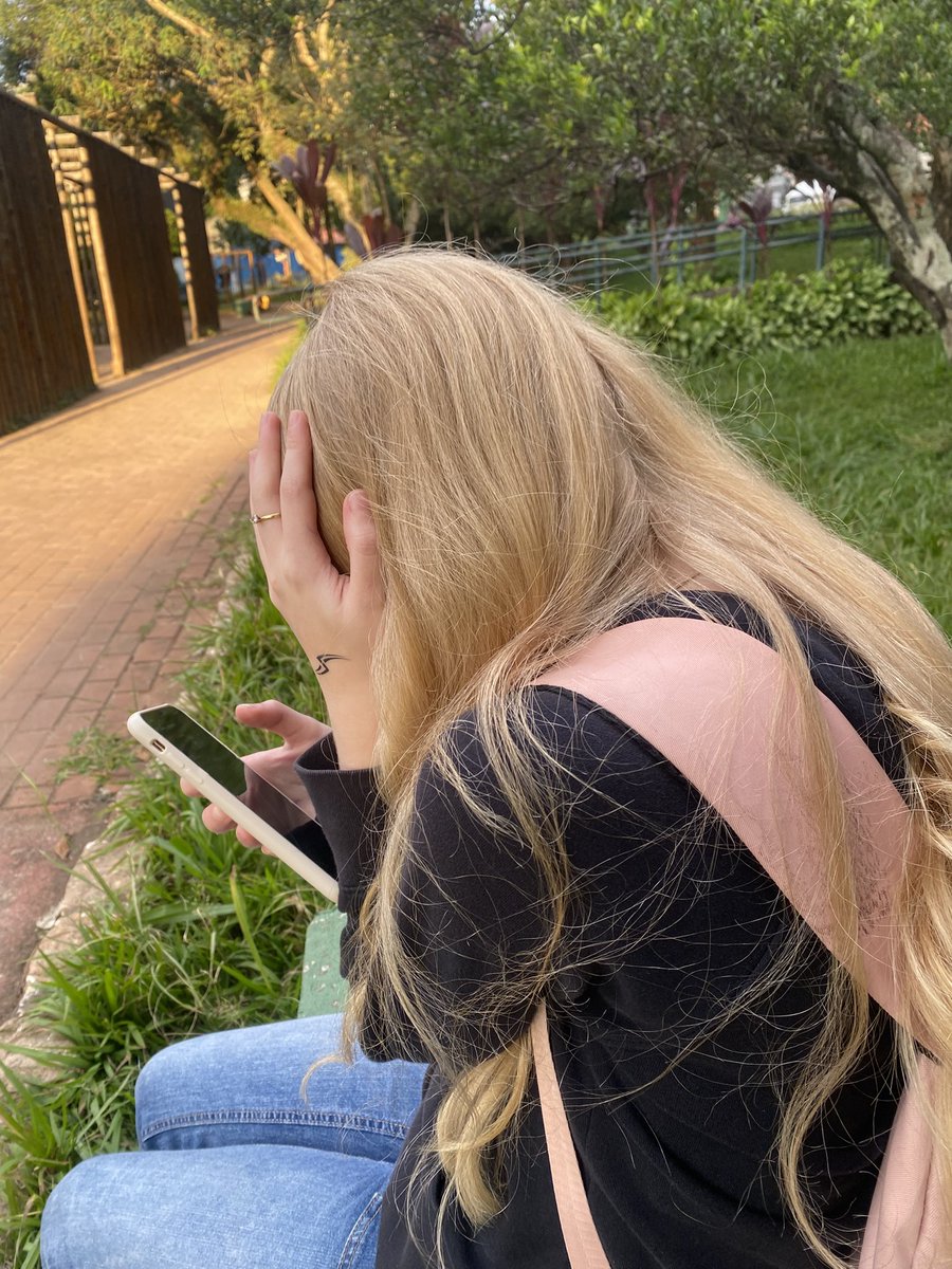 pretukiacolhe tweet media