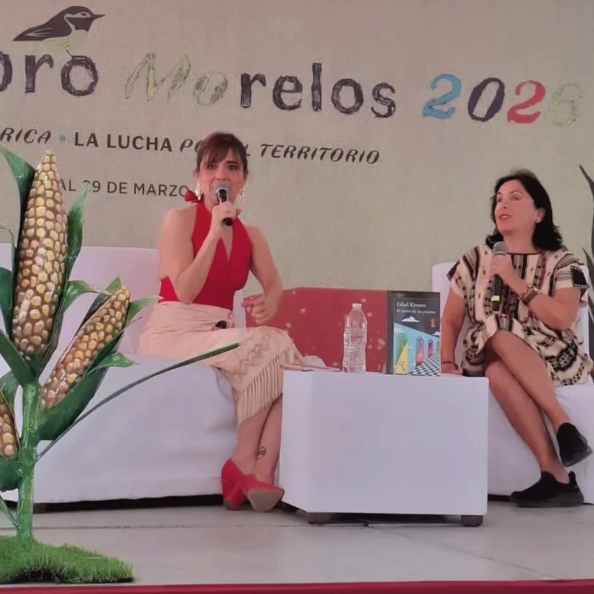AlmaKarla's tweet photo. Agradezco a Ethel Krauze, Jaime Chabaud, Miguel A. M. Hernández y a todo el público que nos acompañó, este precioso día presentando El terror de las puertas y Para mirar a los arcángeles de su servidora en la Feria del Libro de Morelos 2026. https://t.co/dJvxYV0TcS