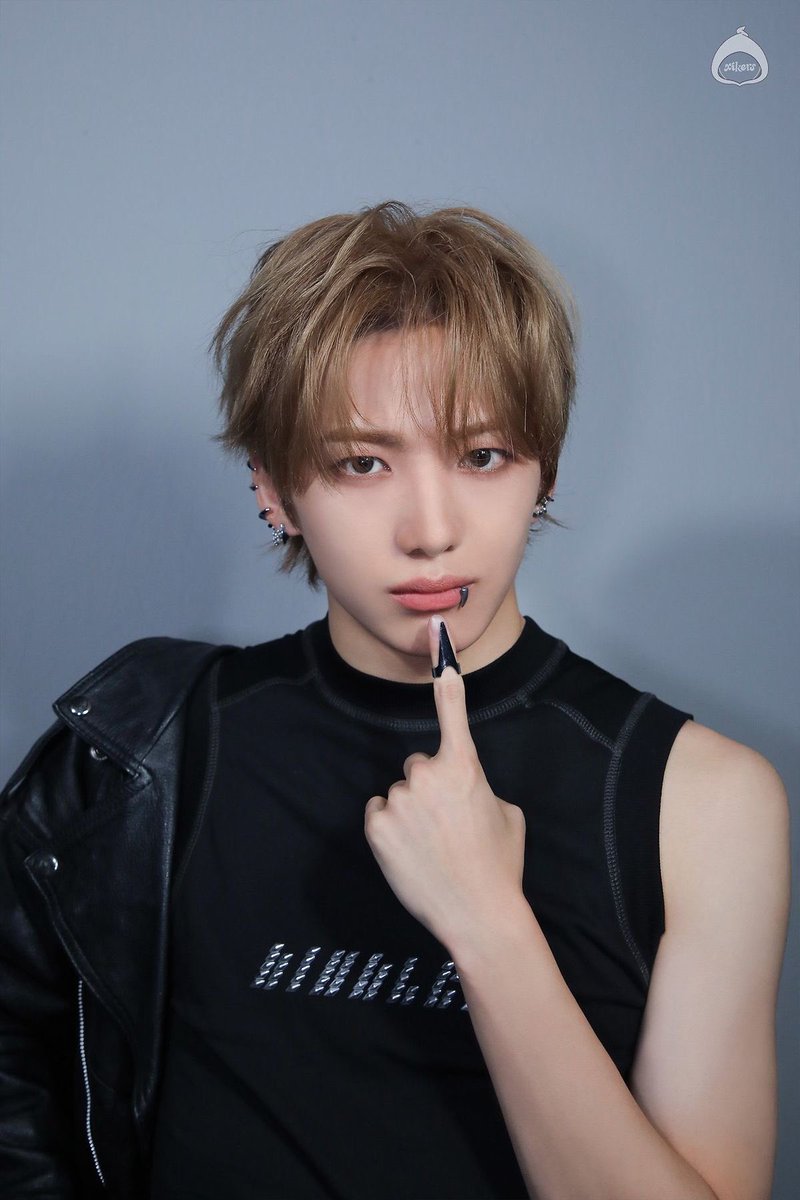 anna ִ ࣪ 𖤓 tweet media