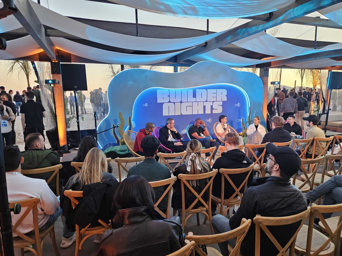 Mariia 💫 tweet media