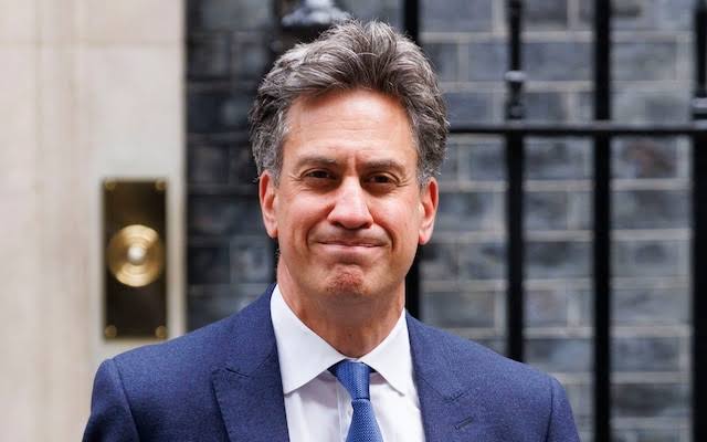 Ben Graham tweet media