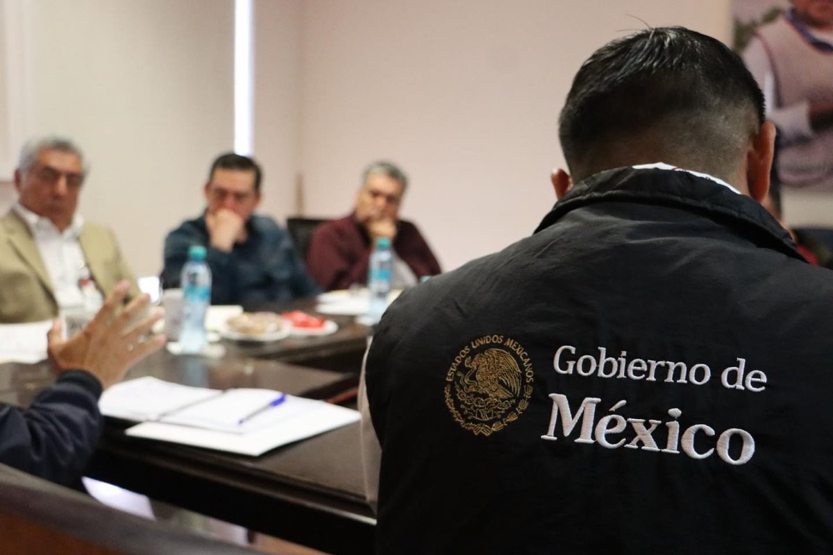 Napoleón González Pérez tweet media