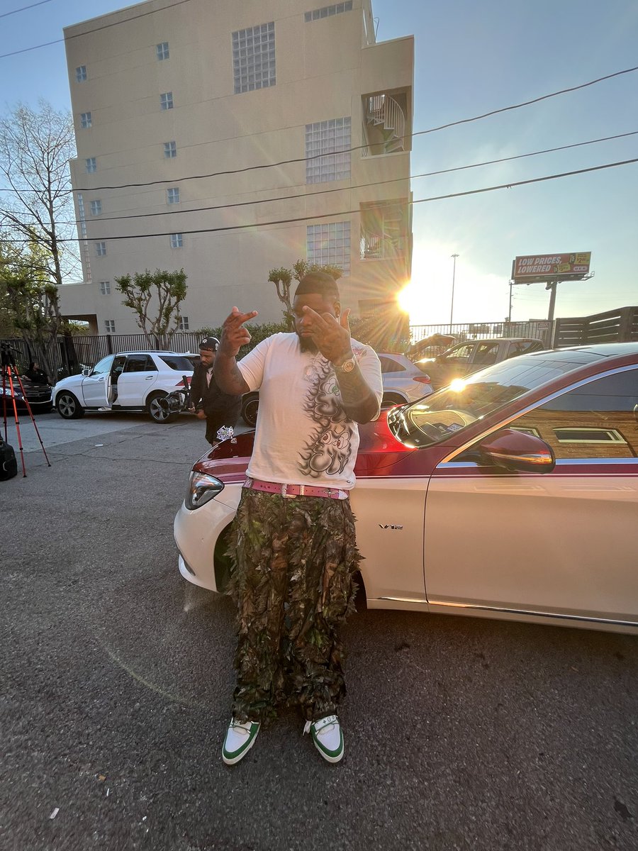 BIG LEGEND 🤲🏾 tweet media