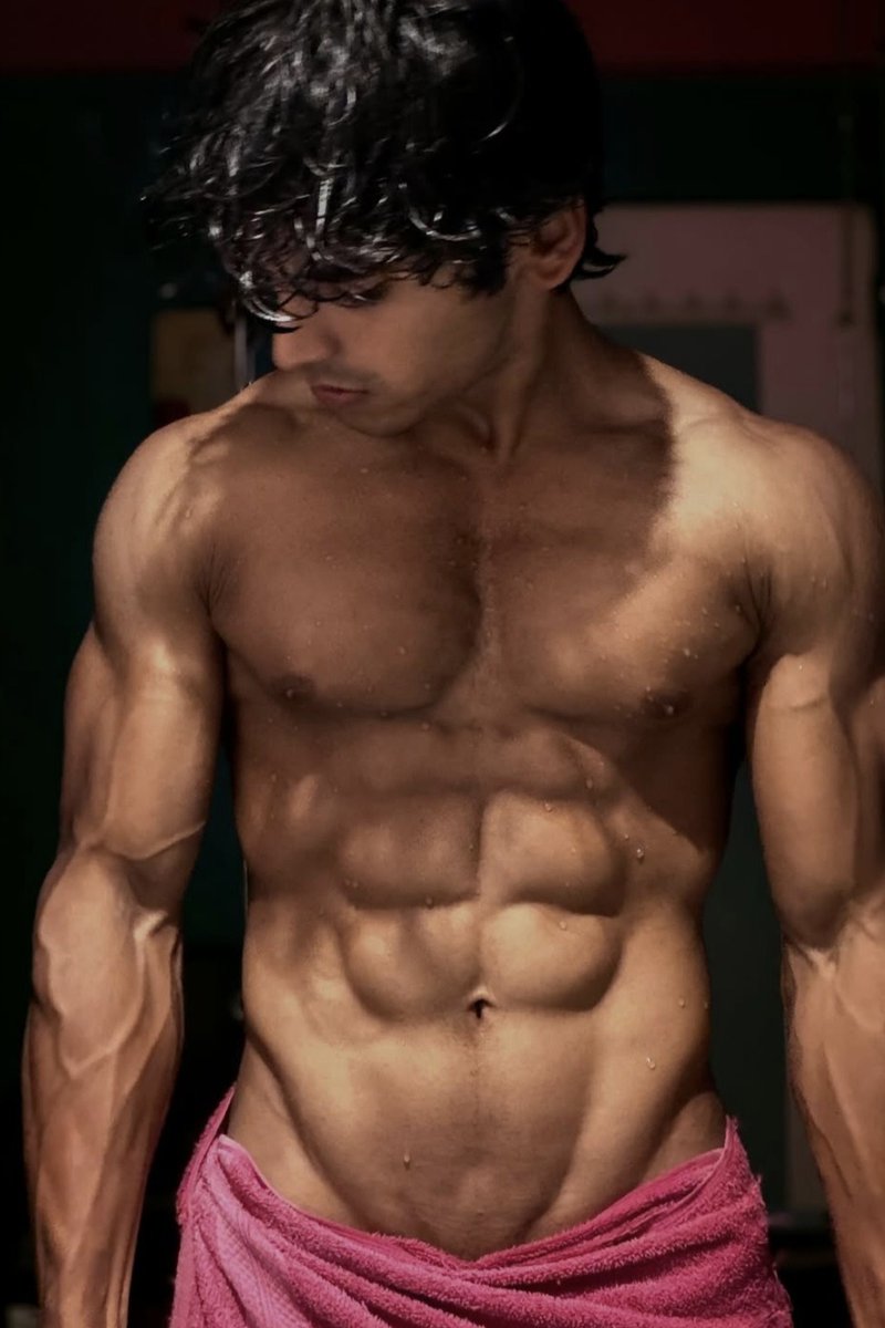 Mickeywaters tweet media