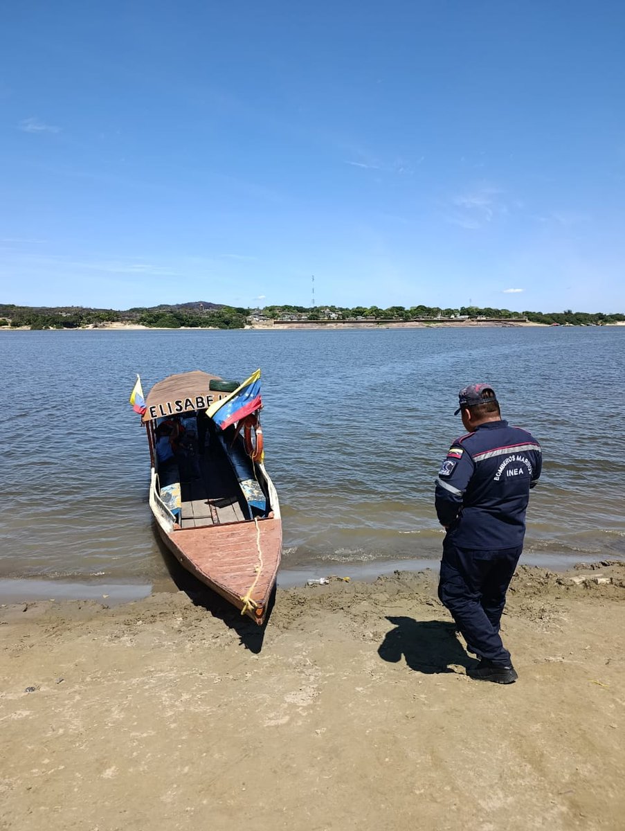 inea_venezuela's tweet photo. #INEA | Desde el muelle principal de #PuertoAyacucho, la Capitanía de Puerto de #Amazonas mantiene la verificación documental de embarcaciones este lunes #30Mar

#ComprometidosconlaVenezuelaAzul #SemanaSantaSegura2026 https://t.co/rhUJmxzArU