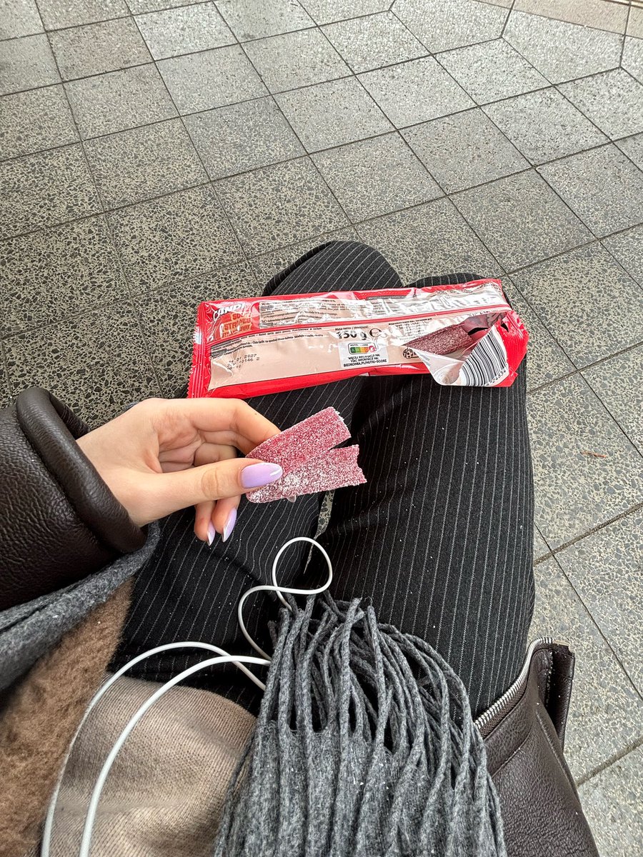 сон% сім лайків на фото в ЗЕкріпленому tweet media