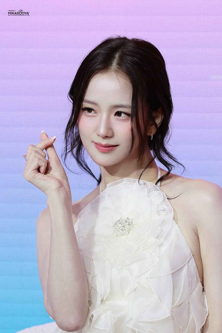 J moon🫨 tweet media