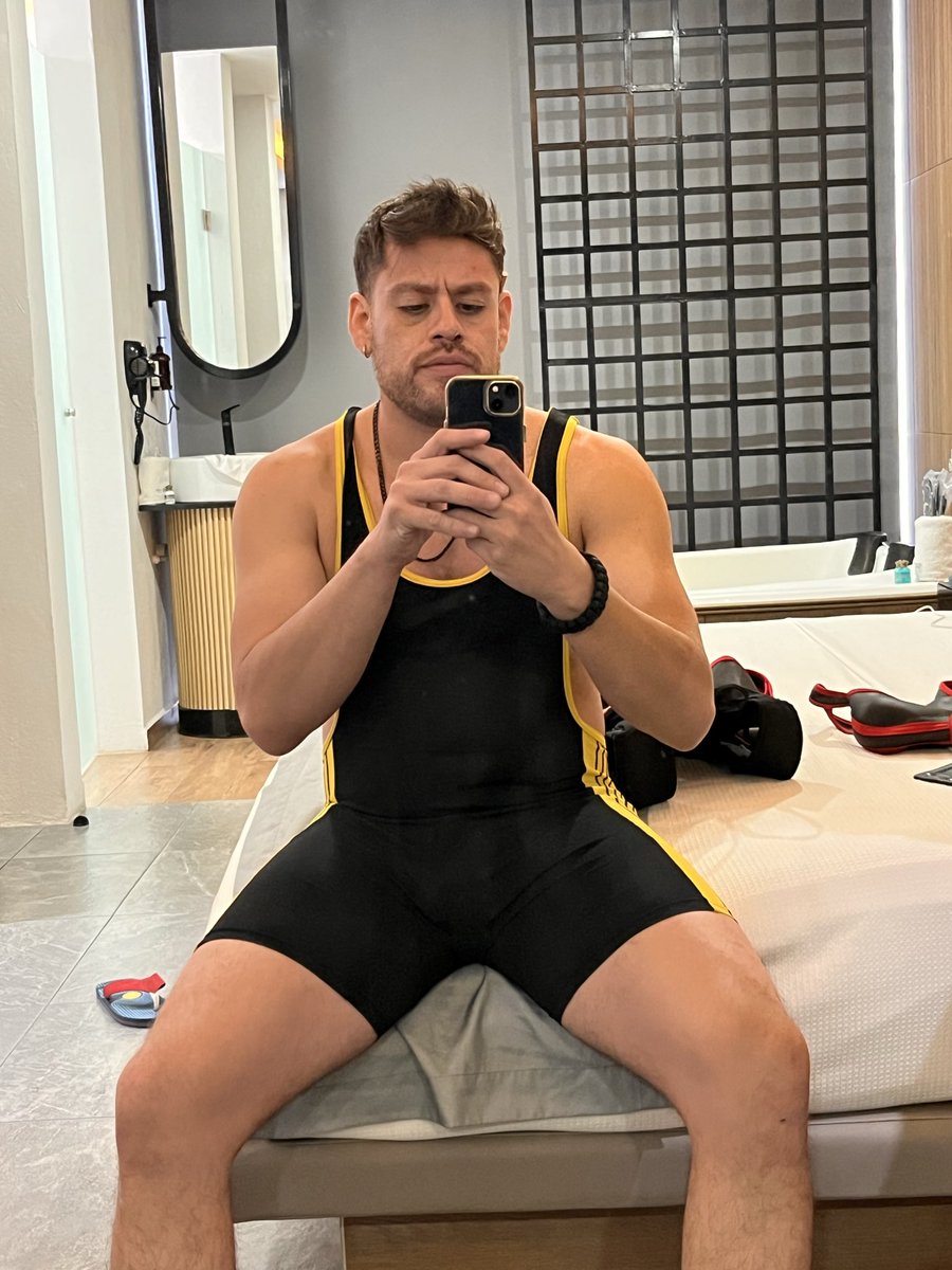 _JavierdeAnda_'s tweet photo. Prometí portarme bien…
No dije cuándo 😈 https://t.co/M5oJiR0UqV