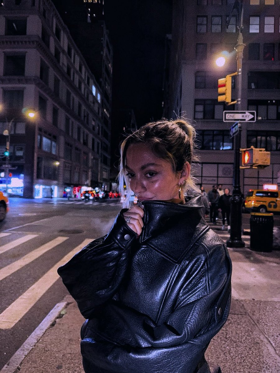 ʙᴇᴀᴛʀɪᴄᴇ™ tweet media