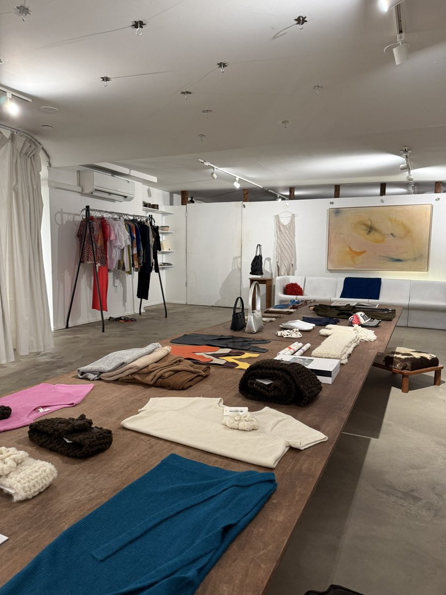 farfromundane's tweet image. #mylife