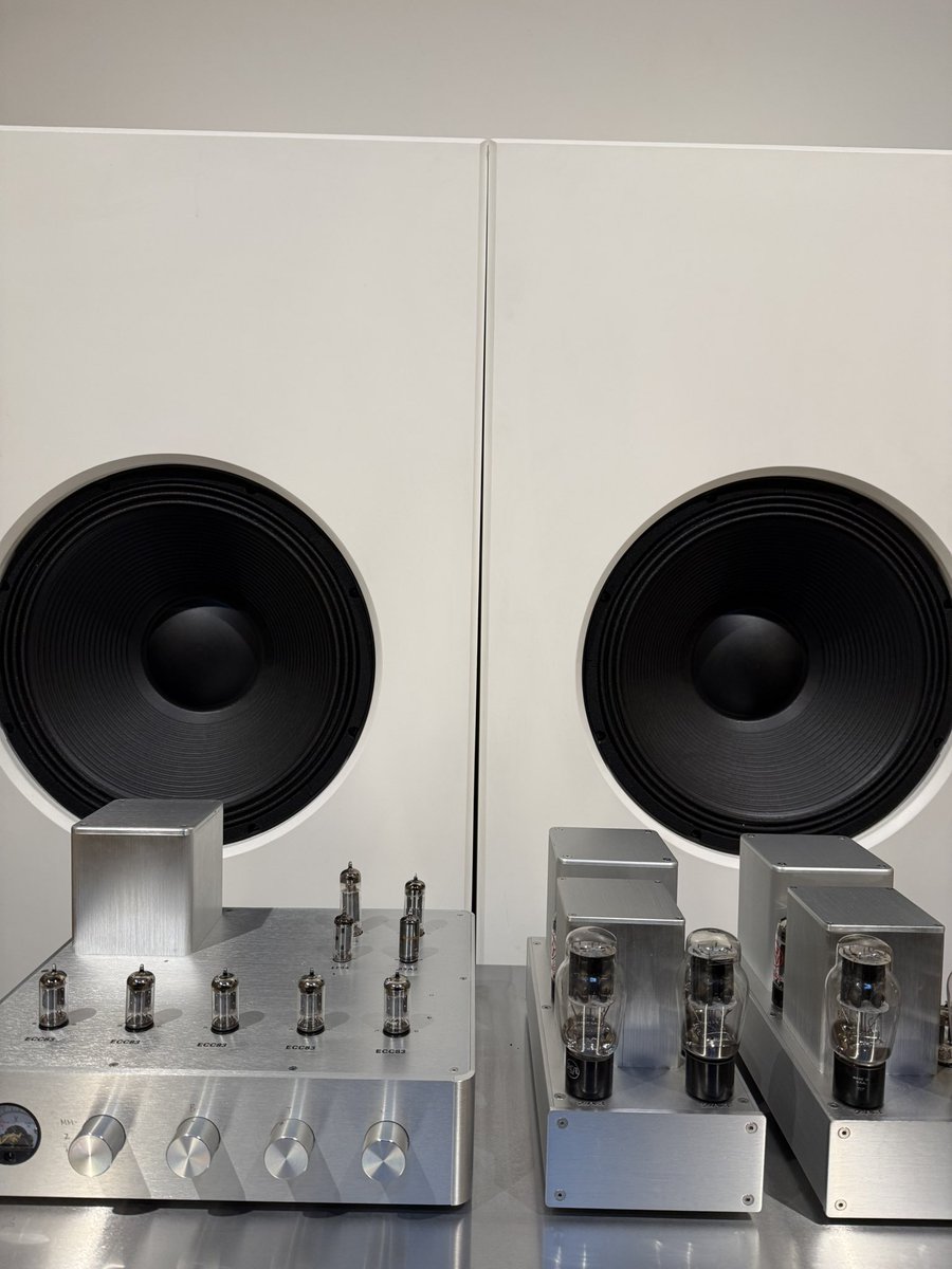 farfromundane's tweet image. #mylife