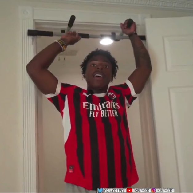 Daily Loud tweet media