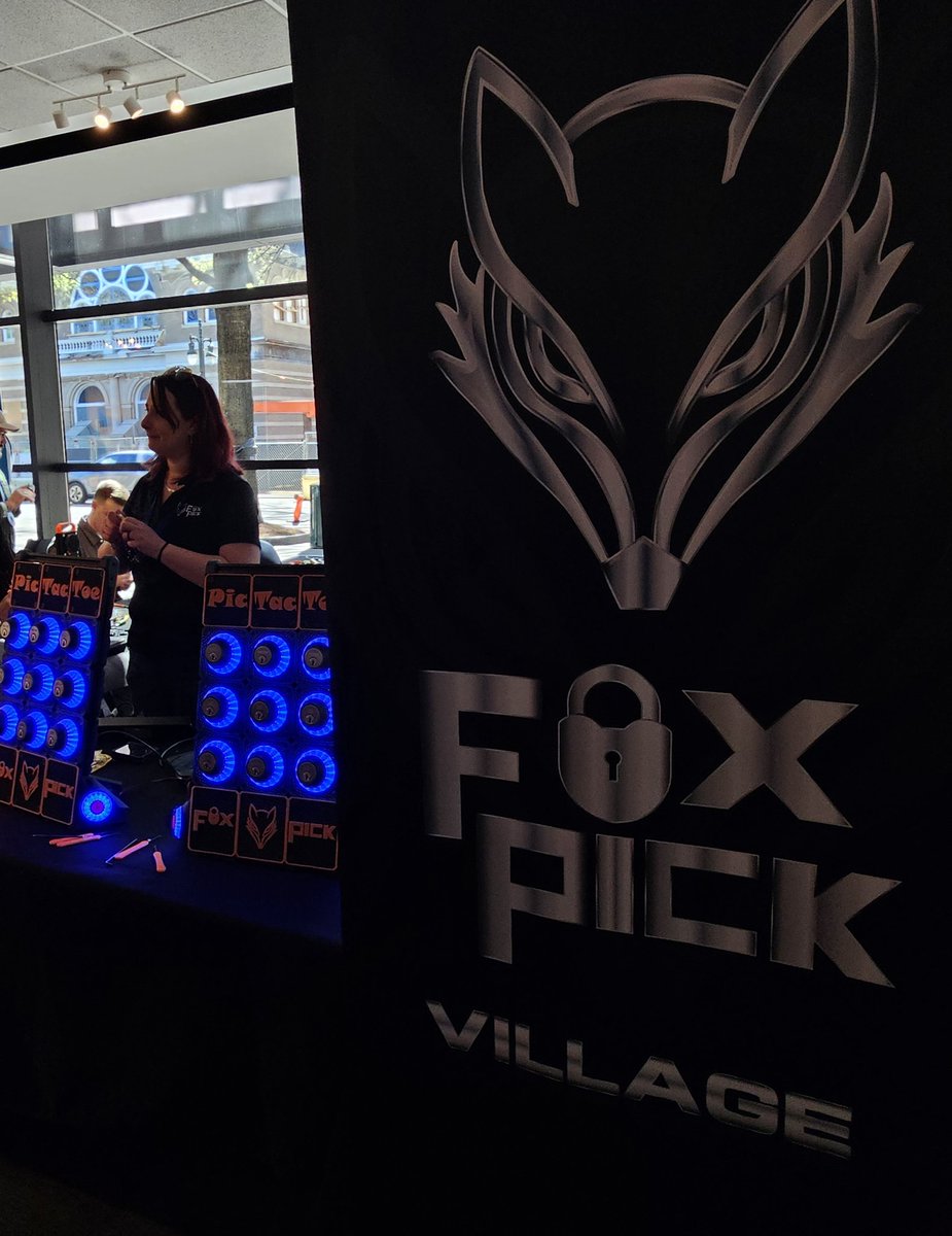 Fox Pick™ 🦊 tweet media