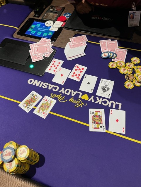 Larry Flynt's Lucky Lady Casino tweet media