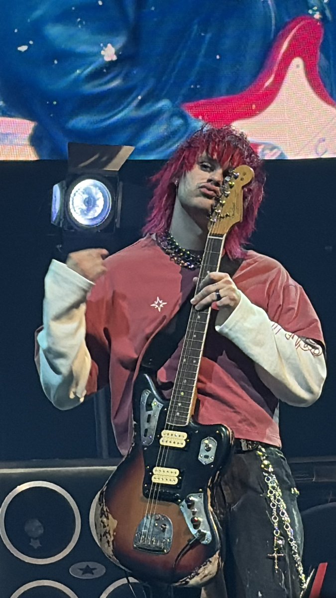 alexa on tour tweet media