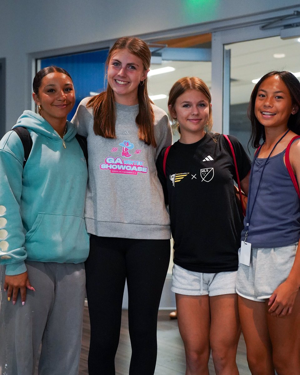Girls Academy tweet media