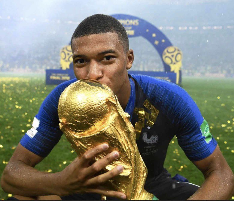 TINA 🤍 tweet media