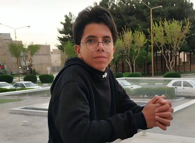 sara poor tweet media