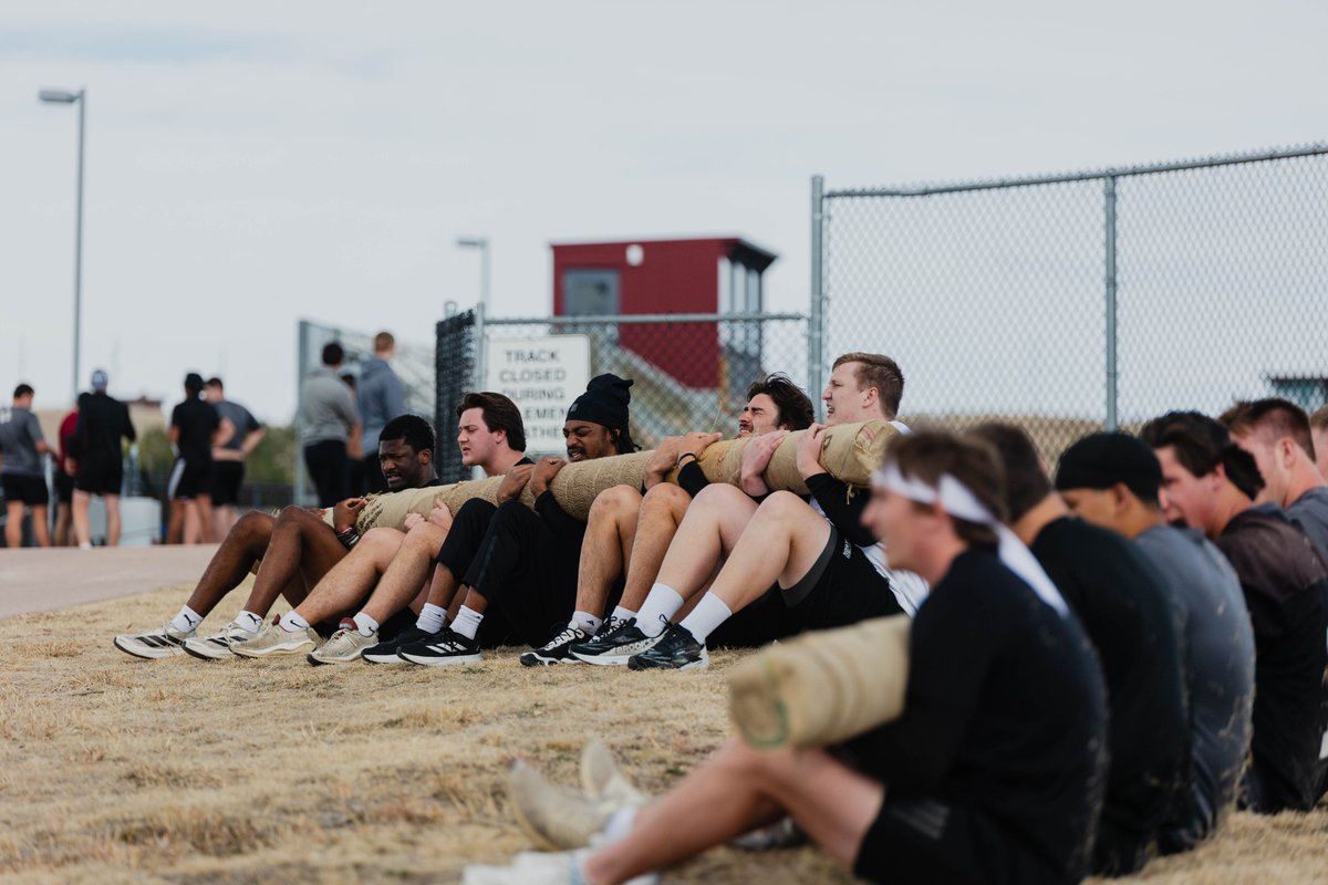 Chadron State Football tweet media