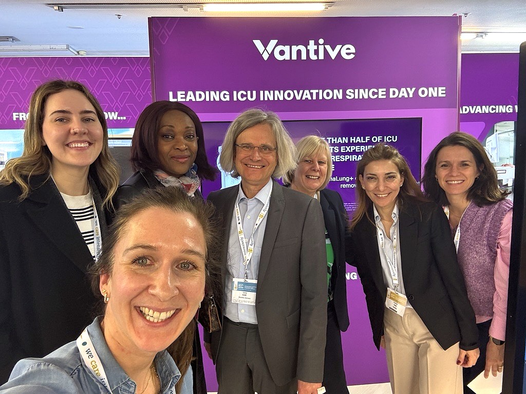 VantiveHealth's tweet image. At #ISICEM2026 in Brussels, the world's leading critical care community came together — and Vantive was proud to be part of it. 

We had the opportunity to engage in meaningful scientific exchange, strengthen connections with the ICU community, and demonstrate our dedication to