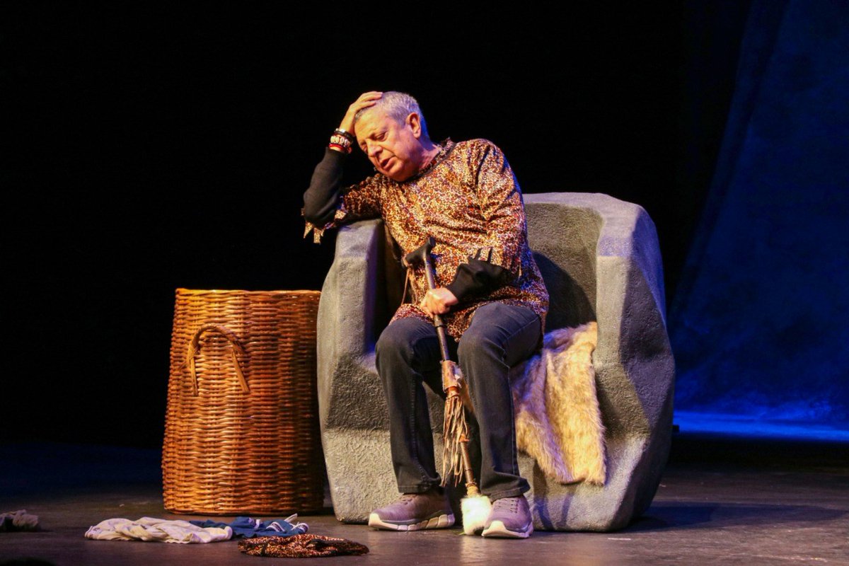 Defendiendo Al Cavernícola tweet media