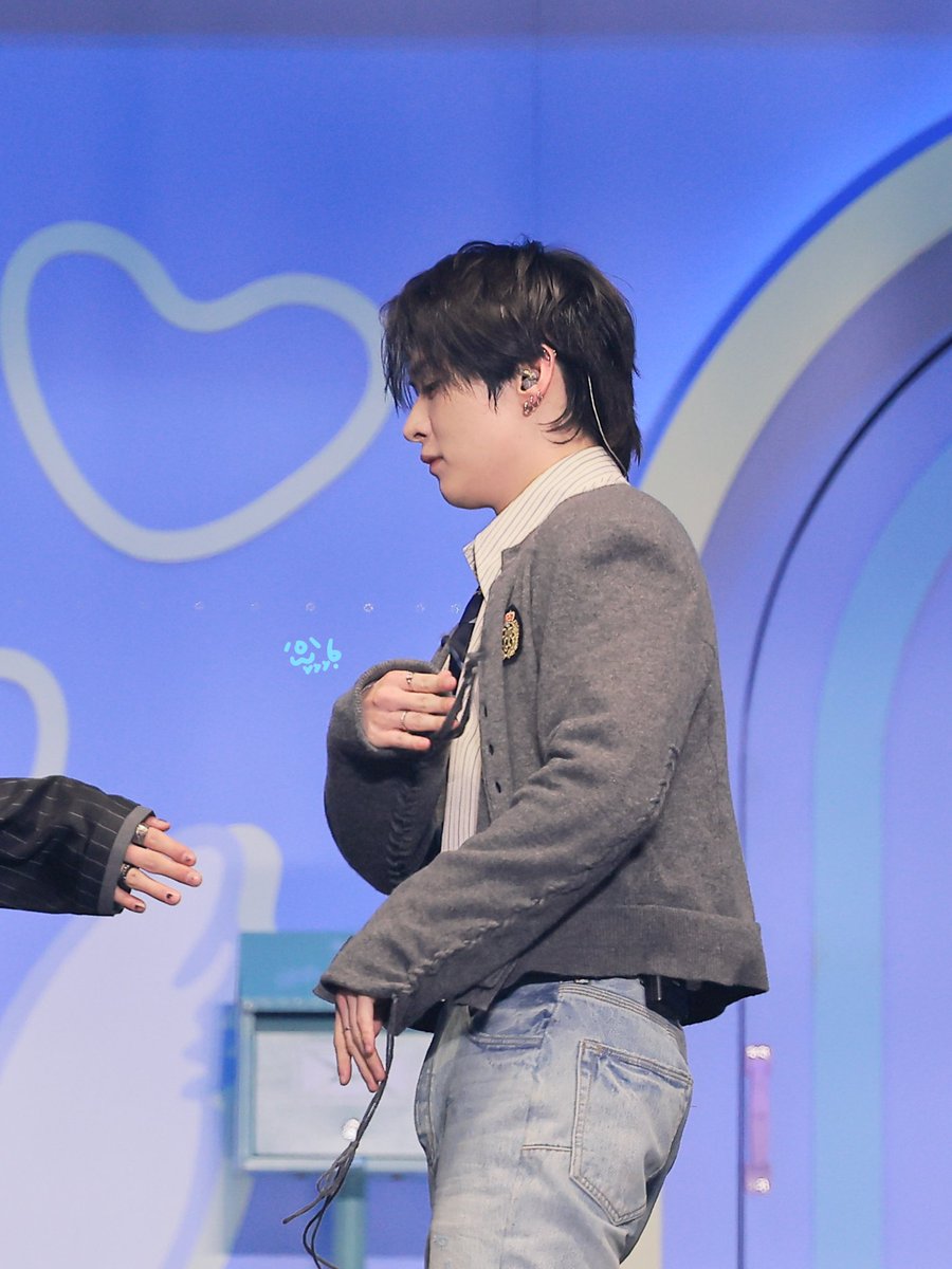 애리애리🐰 tweet media