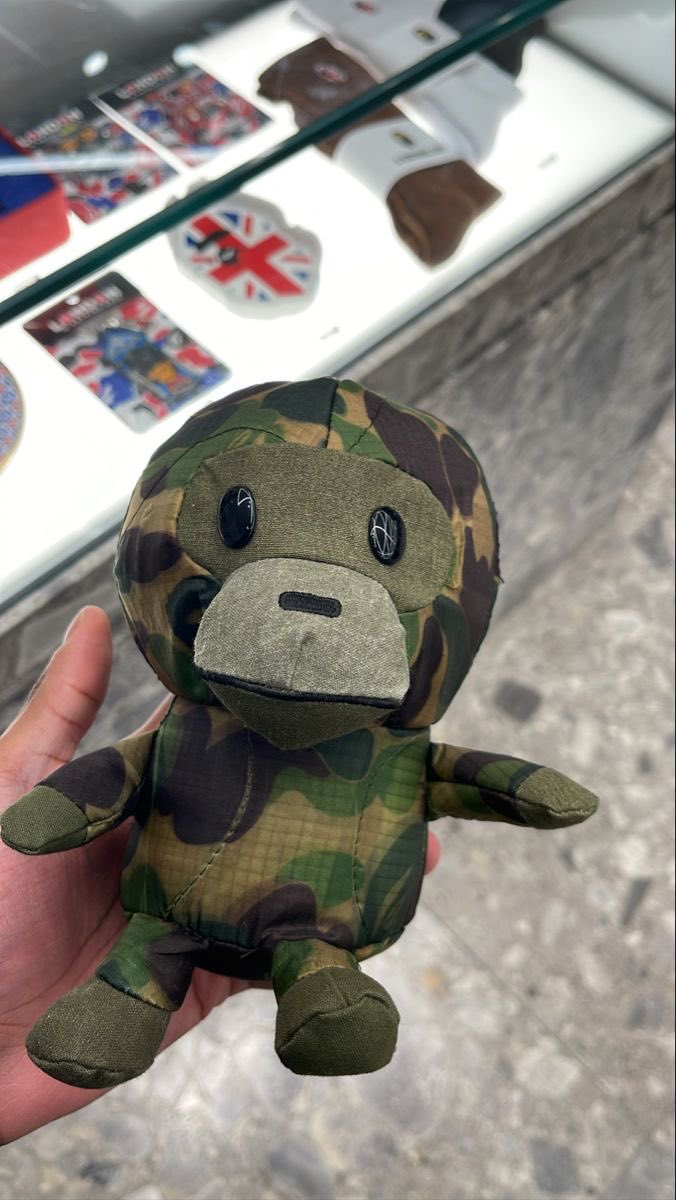 I Sell Rare Bape 🦍 tweet media
