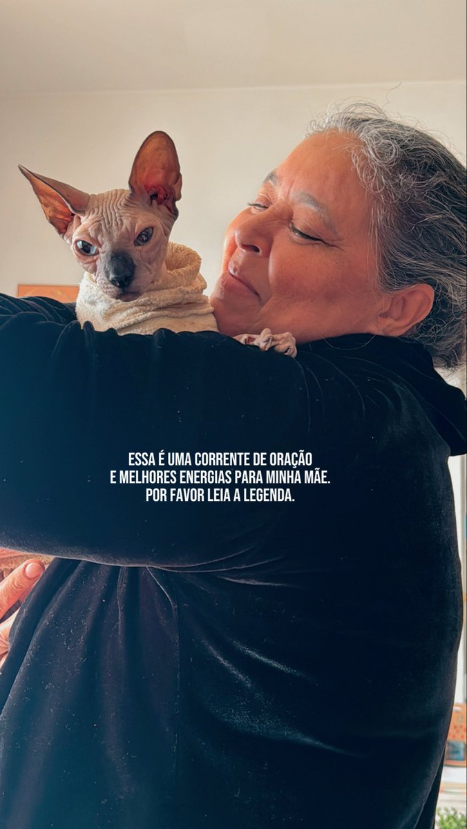 Kellsmith's tweet photo. Pra quem não sabe, essa da foto é minha mãezinha. Ela está enfrentando o câncer e sempre preferiu ser discreta quanto a todo esse processo tão doloroso. https://t.co/EUS6WaH3yb