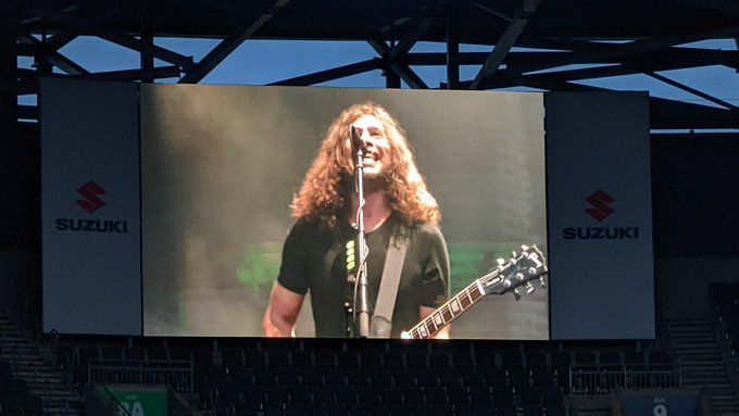 Ray 击 // MCRLDN 8/7 tweet media