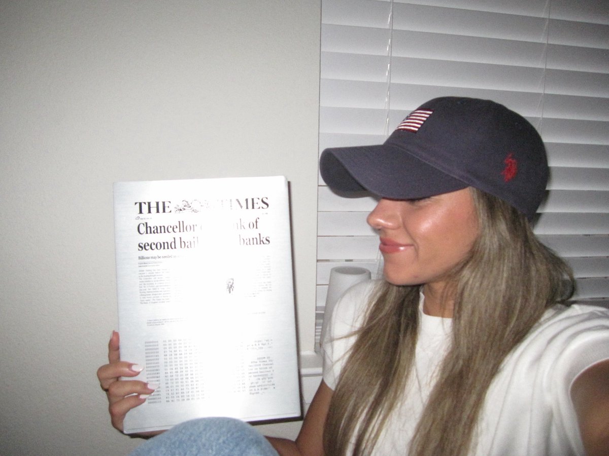 Halston tweet media