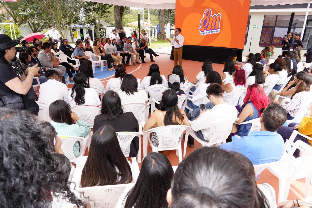 PatronatoSJ's tweet photo. 🧡 #QuitoSinViolencias | Hoy aperturamos la nueva Casa de la Mujer, un servicio del @MunicipioQuito donde mujeres, junto a sus hijas e hijos, encuentran acompañamiento integral para sanar y reconstruir sus proyectos de vida, en un espacio seguro y libre de violencia de género. En un país donde cada 22 horas ocurre un femicidio, esta casa es un acto de justicia.

#QuitoRenace 
#QuitoNoSeDetiene 
#LaObraMásGrande